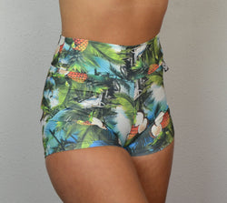 40% OFF Short Culotte AMAZONIA Pinneaple Basico /  Pinneaple Basic AMAZONIA Shorts