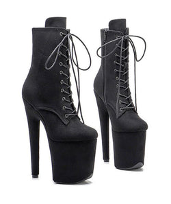 Botas Negras Terciopelo Exotic 8 inches Heels Forever